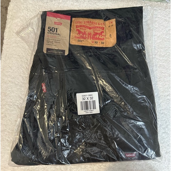 LEVI STRAUSS & CO 501® ORIGINAL FIT MEN'S JEANS - Color Black - Size 32x32 - Picture 10 of 10